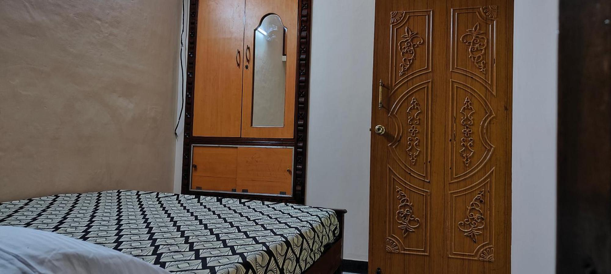 Guru Krupa Home Stay Tiruvannāmalai Εξωτερικό φωτογραφία